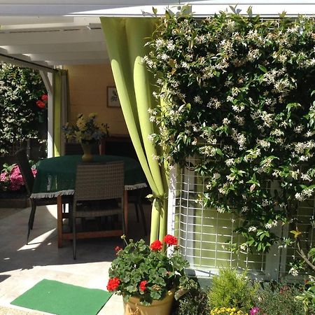 La Maison S'Apelle Le P'Tit Nid 格朗维尔 外观 照片